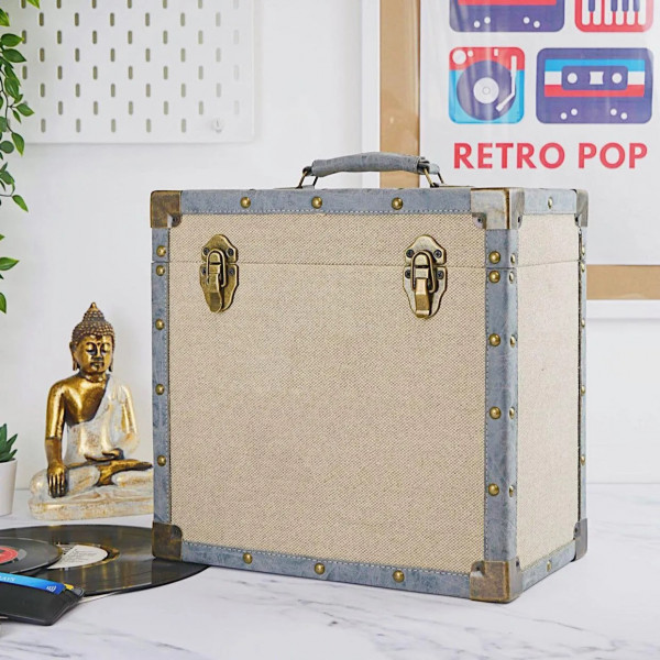 record-bags-boxes-charts-picture-cover