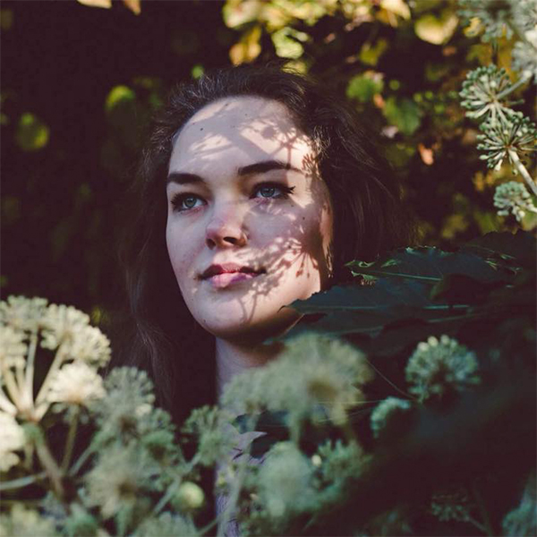 adriana-september-2018-charts-picture-cover