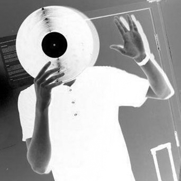 alex-march-2020-charts-picture-cover